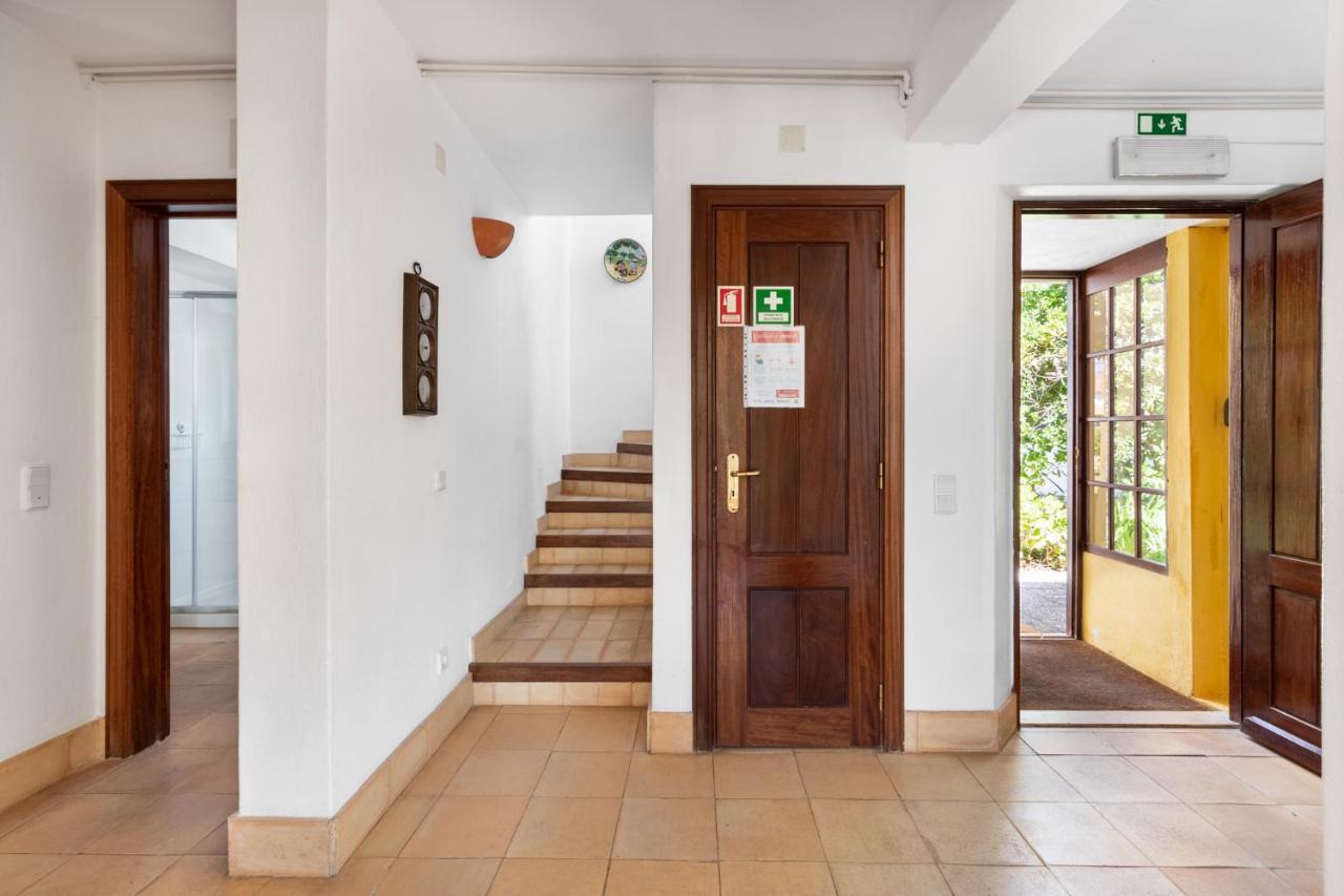 Joivy 3-Br Cottage With Terrace And Garden In Colares سينترا المظهر الخارجي الصورة