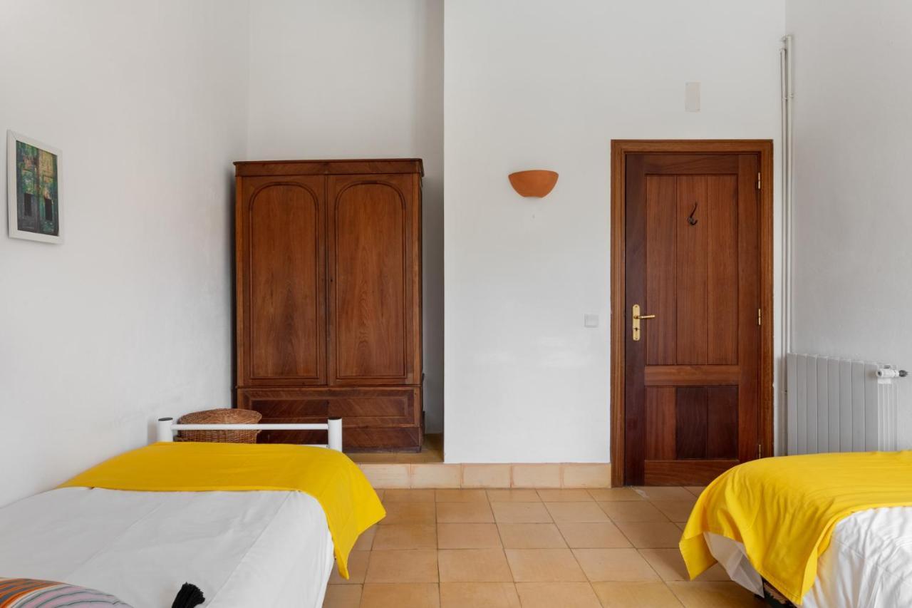 Joivy 3-Br Cottage With Terrace And Garden In Colares سينترا المظهر الخارجي الصورة