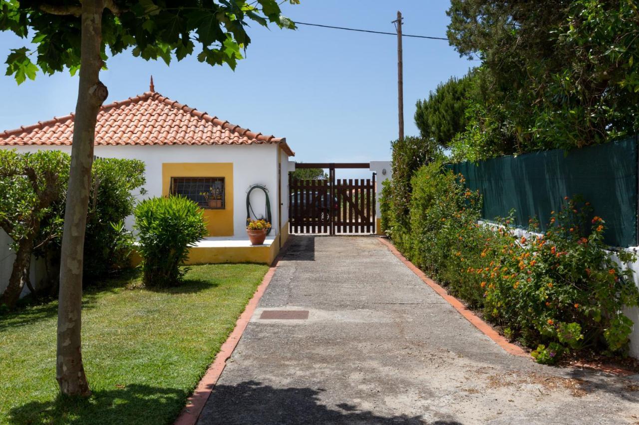 Joivy 3-Br Cottage With Terrace And Garden In Colares سينترا المظهر الخارجي الصورة